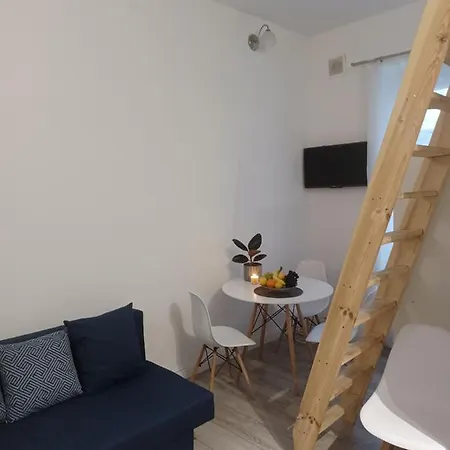 Studio Pomorska 22
