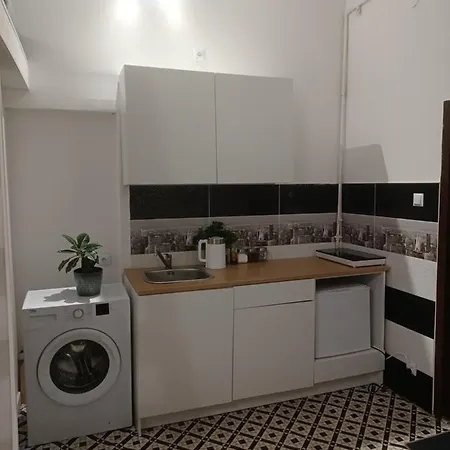 Studio Pomorska 22 *