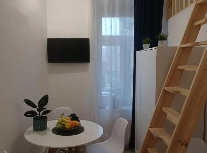 Studio Pomorska 22 *